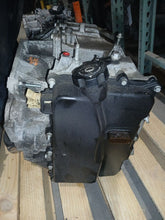 Load image into Gallery viewer, TRANSMISSION Enclave Traverse Acadia 13 14 15 16 17 AWD VIN J - MM3362853