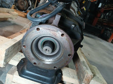 Load image into Gallery viewer, TRANSMISSION 2500 Pickup 3500 Pickup 00 01 02 03 04 05 4X4 - MM3460194