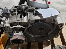 Load image into Gallery viewer, AUTOMATIC TRANSMISSION CC EOS Passat 09 10 11 12 FWD - MM3535185