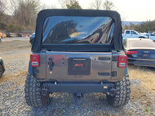 Load image into Gallery viewer, TRANSMISSION Jeep Wrangler 12 13 14 15 16 17 18 VIN W - MM3327855