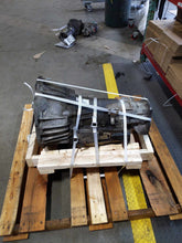 Load image into Gallery viewer, RADIATOR OVERFLOW Trailblazer Envoy Rainier Envoy 2002 02 2003 03 04 05 - 09 - NW569228