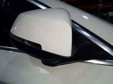 Load image into Gallery viewer, SIDE VIEW DOOR MIRROR BMW 528i 535i 550i Active 5 14 15 16 Right - NW632374