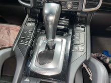 Load image into Gallery viewer, Floor Shifter PORSCHE CAYENNE 2014 - NW644851