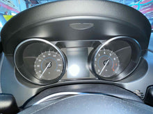 Load image into Gallery viewer, SPEEDOMETER CLUSTER 2017 17 - NW659441