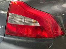 Load image into Gallery viewer, TAIL LIGHT LAMP ASSEMBLY Volvo S80 07 08 09 10 11 12 13 Right - NW634536