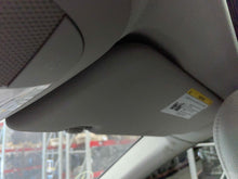 Load image into Gallery viewer, INTERIOR SUN VISORS Gl320 Gl350 Gl450 Gl550 ML320 ML350 06-12 Right - NW621150