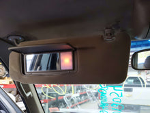 Load image into Gallery viewer, Interior Sun Visors Toyota 4 Runner 2002 - NW689210