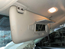 Load image into Gallery viewer, Interior Sun Visors INFINITI QX30 2017 - NW576040