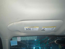 Load image into Gallery viewer, Interior Sun Visors Jeep Liberty 2008 - NW632454