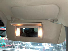 Load image into Gallery viewer, Interior Sun Visors GMC Yukon 2002 - NW661360