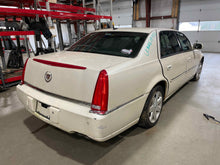 Load image into Gallery viewer, FRONT DOOR WINDOW REGULATOR Cadillac DTS 06 07 08 09 10 11 Left - NW588424