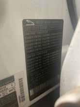 Load image into Gallery viewer, AIR CLEANER BOX Jaguar XF XFR 2016 16 2017 17 2018 18 Right - NW612781