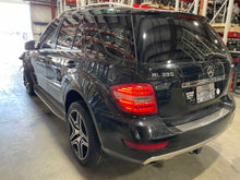 Load image into Gallery viewer, FRONT DRIVE SHAFT ML320 ML350 R350 GL350 R320 2007 07 2008 08 09 - 13 - NW620701