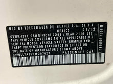 Load image into Gallery viewer, AIR CLEANER BOX Volkswagen Jetta 09 10 11 12 13 14 - NW624452