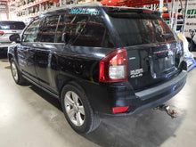 Load image into Gallery viewer, Air Cleaner Box Jeep Compass 2014 - NW630673