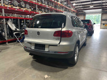 Load image into Gallery viewer, ECU ECM COMPUTER Volkswagen Tiguan 2013 13 - NW638431