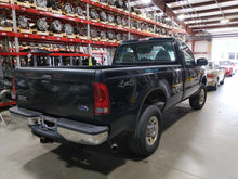 Load image into Gallery viewer, Speedometer Cluster FORD F250SD PICKUP 2006 - NW641363