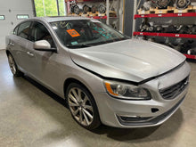 Load image into Gallery viewer, AIR CLEANER BOX Volvo S60 S80 V60 XC60 XC70 15 16 17 18 - NW642611