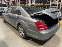 Load image into Gallery viewer, REAR DOOR WINDOW REGULATOR S350 S400 S450 Cdn S550 S600 07-13 Left - NW648049