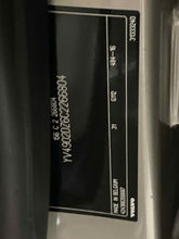 Load image into Gallery viewer, AIR CLEANER BOX Volvo C70 S60 S80 V60 V70 XC60 XC70 2008-2015 - NW648789