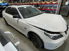 Load image into Gallery viewer, AIR CLEANER BOX BMW 528i 2008 08 2009 09 2010 10 - NW653643