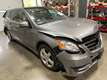 Load image into Gallery viewer, FRONT DRIVE SHAFT ML320 ML350 R350 GL350 R320 2007 07 2008 08 09 - 13 - NW655567