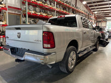 Load image into Gallery viewer, Air Cleaner Box DODGE 1500 PICKUP 2018 - NW657737