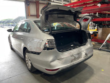 Load image into Gallery viewer, AUTOMATIC TRANSMISSION Jetta 2013 13 2014 14 2015 15 2016 16 - NW659738