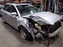 Load image into Gallery viewer, AC COMPRESSOR Audi A4 2005 05 2006 06 - NW678582