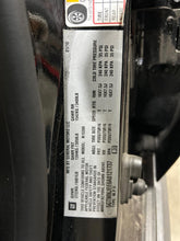 Load image into Gallery viewer, FRONT CV AXLE SHAFT Hummer H3 06 07 08 09 10 - NW702174