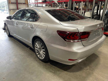Load image into Gallery viewer, FRONT DRIVE SHAFT LS460 LS600HL 08 09 10 11 12 13 14 15 16 17 - NW754351