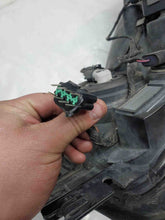 Load image into Gallery viewer, Headlight Lamp Assembly INFINITI QX56 2004 - NW102822