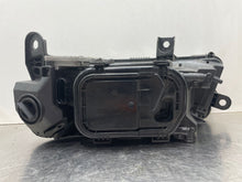 Load image into Gallery viewer, HEADLIGHT LAMP ASSEMBLY Audi A6 2006 06 2007 07 2008 08 Right - NW436598