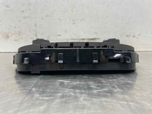 Load image into Gallery viewer, Temperature Controls Buick Regal 2013 - NW521853