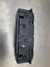 Load image into Gallery viewer, Temp Climate AC Heater Control Jetta Golf Passat Beetle 00 01 02 03 04 05 - 11 - NW339267