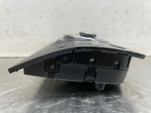 Load image into Gallery viewer, Radio Ford Escape 2017 - NW521906