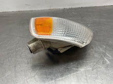 Load image into Gallery viewer, PARKLAMP Volkswagen Passat 1998 98 1999 99 2000 00 2001 01 Right - NW339197