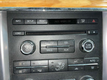 Load image into Gallery viewer, Radio Lincoln MKZ 2011 - NW516807