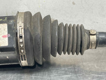 Load image into Gallery viewer, Axle Shaft CT6 2017 - NW517676