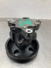 Load image into Gallery viewer, POWER STEERING PUMP C240 CLK320 01 02 03 04 05 - NW440684