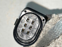 Load image into Gallery viewer, THROTTLE BODY Volkswagen Pasat CC Touareg Q7 2007 07 2008 08 09 10 11 12 - NW522538