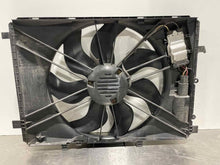 Load image into Gallery viewer, RADIATOR FAN ASSEMBLY Mercedes C350 C250 C300 E350 2008 08 09 10 11 12 13 - NW349423