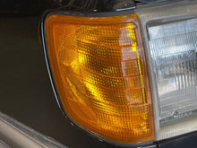 Load image into Gallery viewer, PARKLAMP Mercedes 260E 300E 300D 86 87 88 - 92 93 Right - NW444525