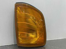 Load image into Gallery viewer, PARKLAMP Mercedes 260E 300E 300D 86 87 88 - 92 93 Right - NW444525