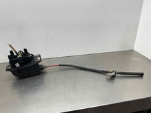Load image into Gallery viewer, Floor Shifter Volkswagen Passat 2005 - NW349483