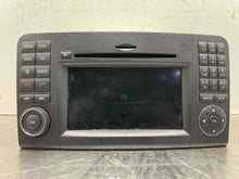 Load image into Gallery viewer, RADIO Mercedes-Benz ML350 ML450 ML550 ML63 2011 11 - NW522974