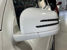 Load image into Gallery viewer, SIDE VIEW DOOR MIRROR Gl350 Gl450 Gl550 ML350 ML450 ML550 11-12 Left - NW522749