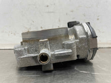 Load image into Gallery viewer, THROTTLE BODY Mercedes R350 R500 E350 C250 ML350 S400 2006 06 07 08 09 10 11 - NW523043