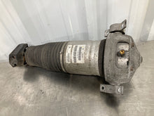 Load image into Gallery viewer, Strut Shock AUDI Q7 2013 - NW417175