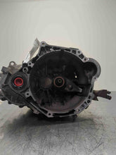 Load image into Gallery viewer, TRANSMISSION Hyundai Veloster 2012 12 2013 13 2014 14 2015 15 - NW523057